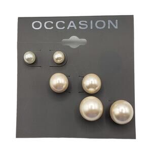 3/15 NWT set of 3 pair of Occasion pearl style earrings